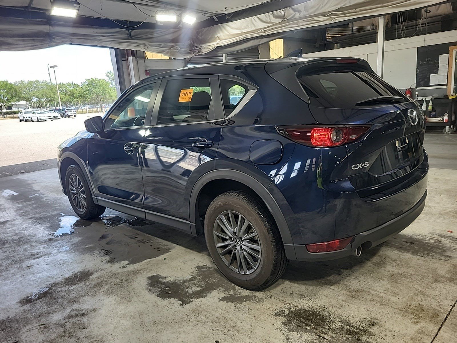 Used 2021 MAZDA CX-5 Touring FWD image 8