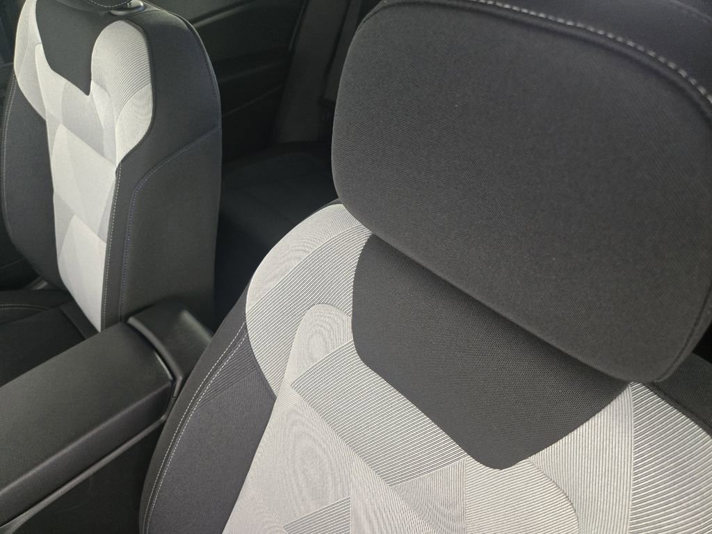 New 2026 Chevrolet Trax LS w/ Driver Confidence Package image 25