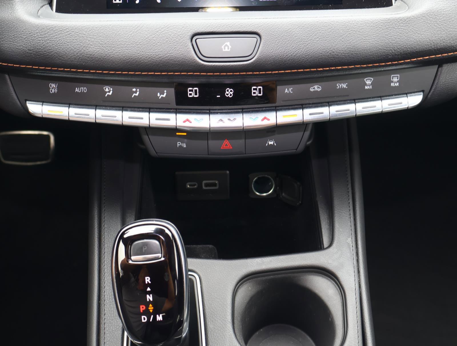 Certified 2023 Cadillac XT4 Sport FWD image 31