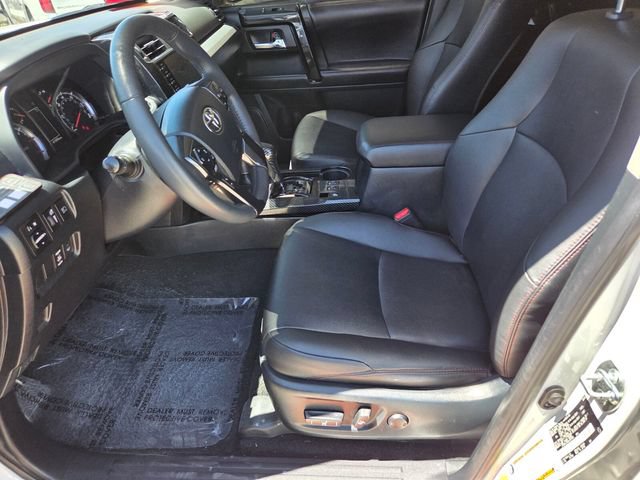 Used 2022 Toyota 4Runner TRD Off-Road Premium w/ Moonroof Package AWD/4WD image 10