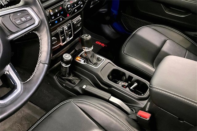 Used 2023 Jeep Wrangler Unlimited Sahara w/ Cold Weather Group image 13