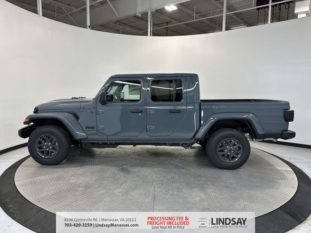 New 2026 Jeep Gladiator Sport AWD/4WD image 5