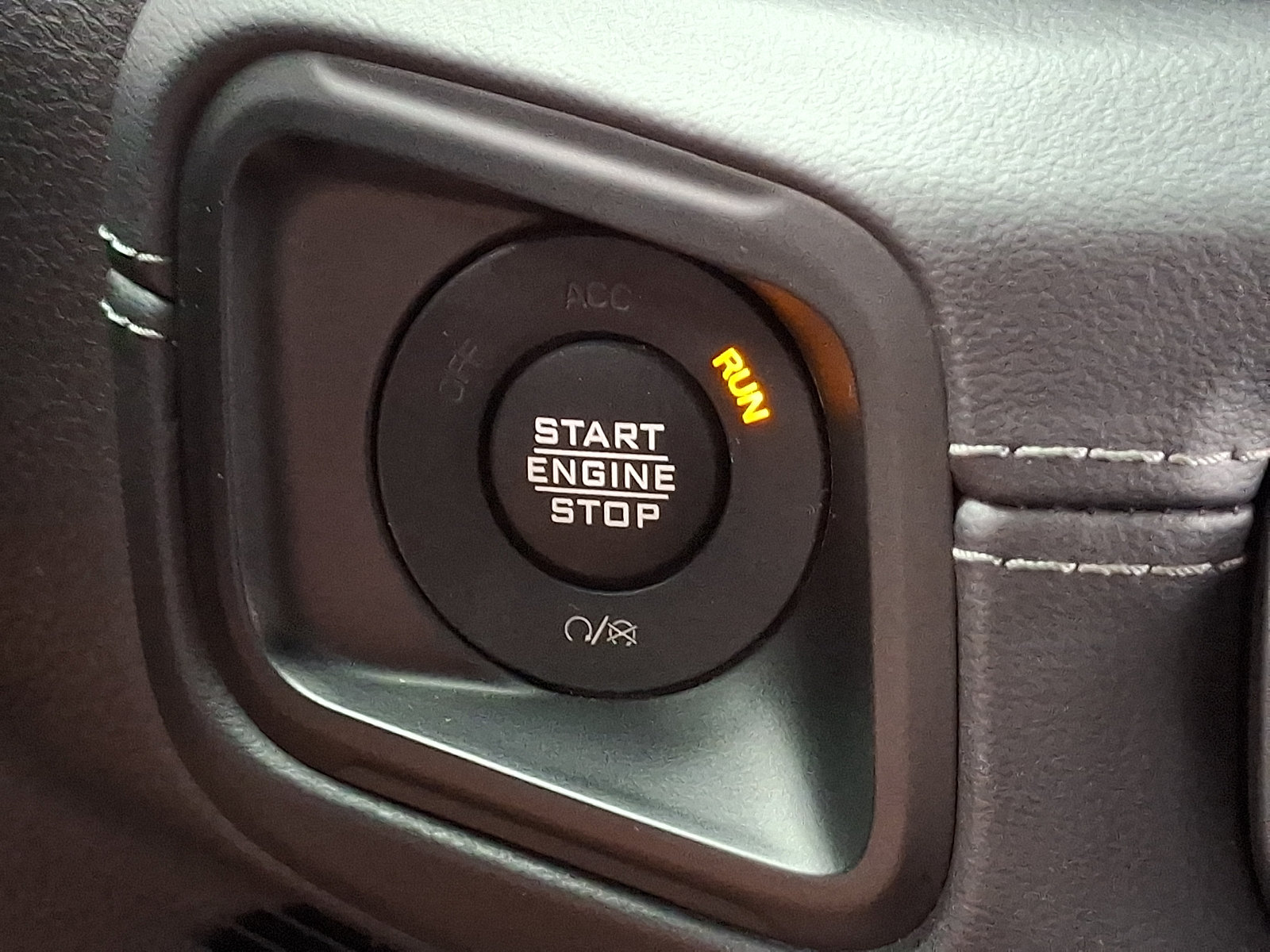 Used 2025 Jeep Wrangler Unlimited Rubicon 392 AWD/4WD image 30