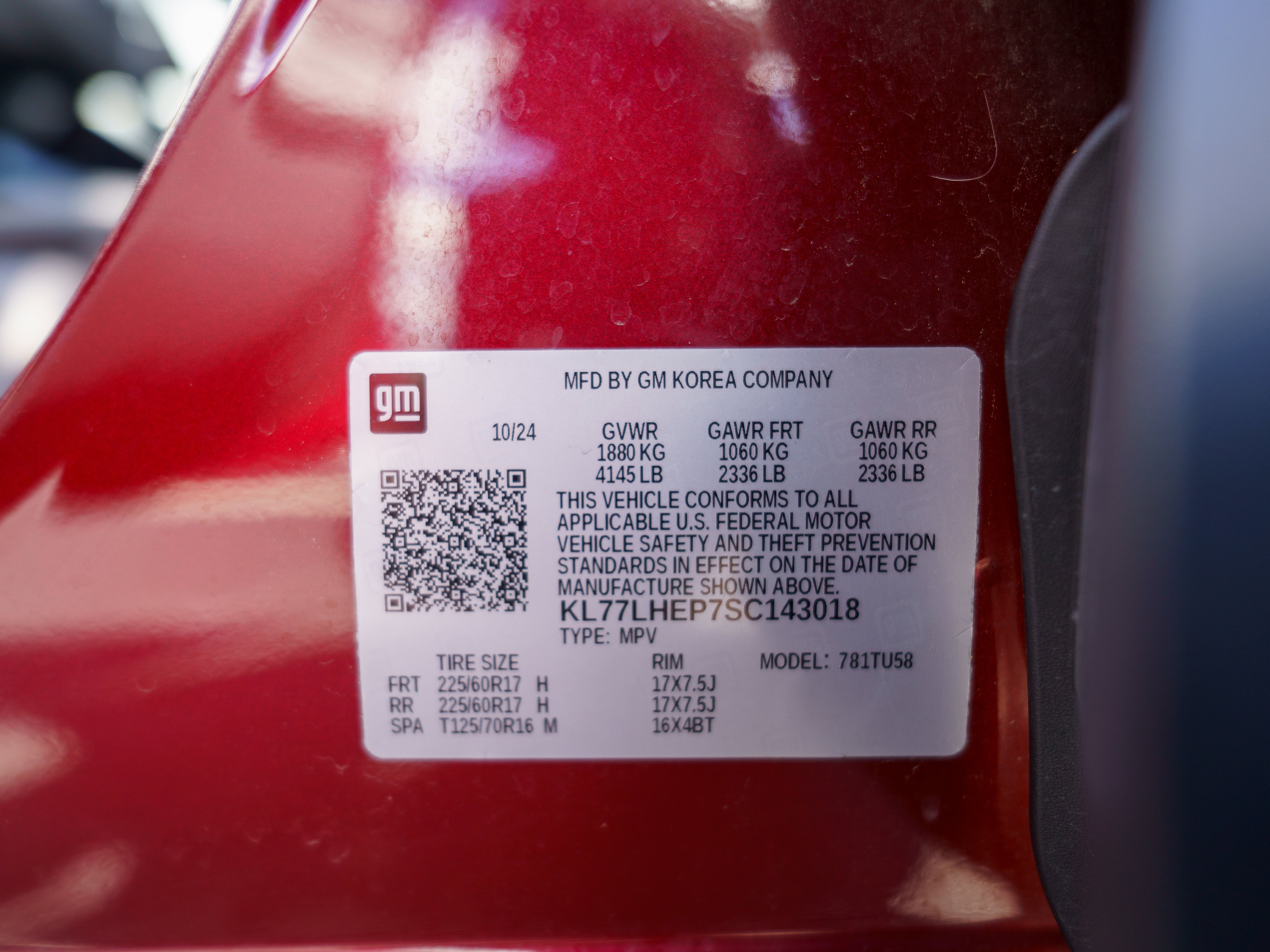 Used 2025 Chevrolet Trax LT FWD image 44