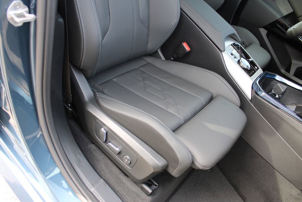 New 2026 BMW X3 xDrive30 w/ Premium Package image 28