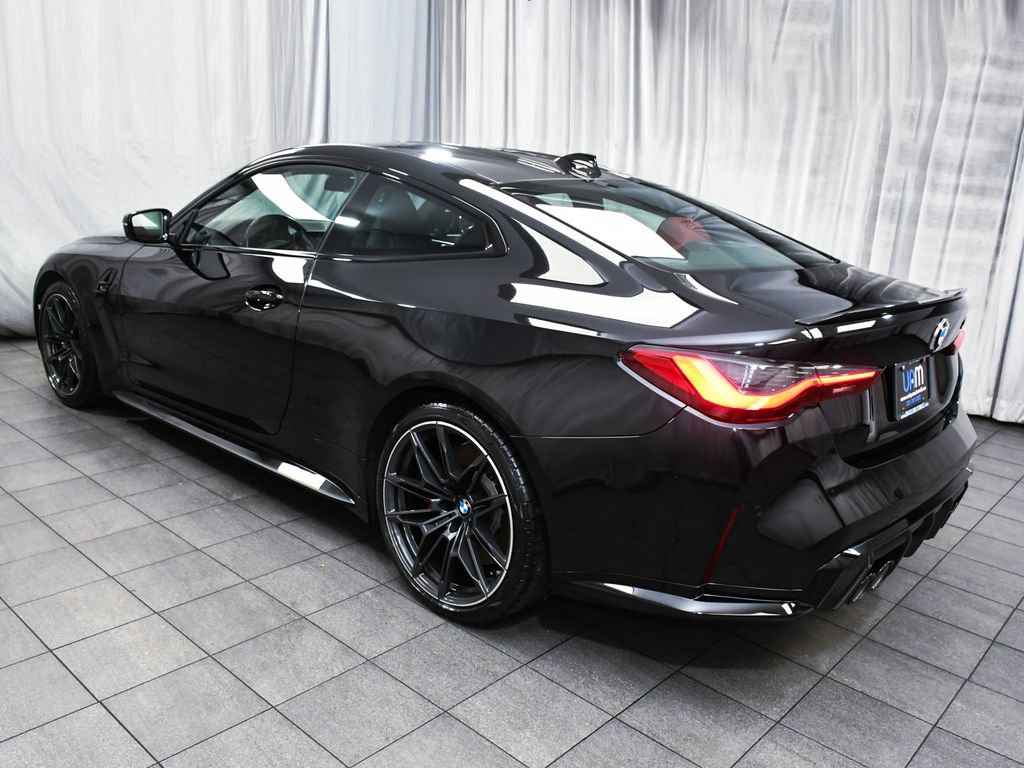 Used 2022 BMW M4 xDrive Competition w/ M Carbon Exterior Package AWD/4WD image 4