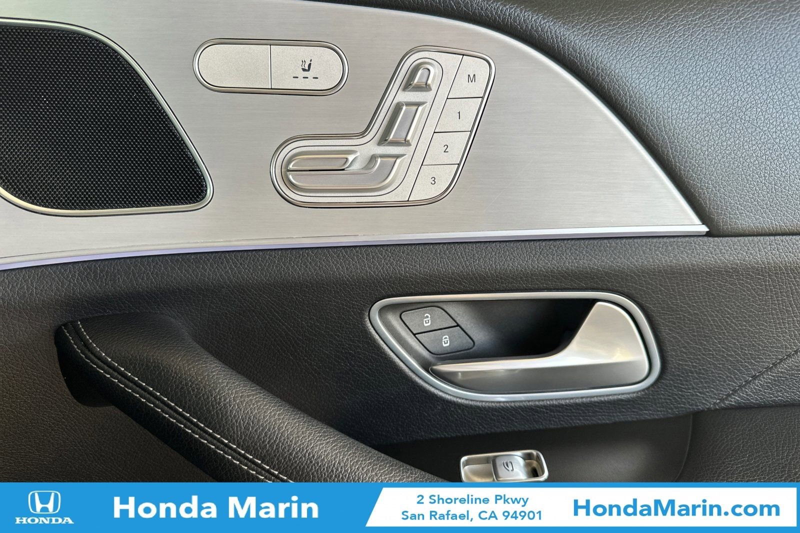 Used 2024 Mercedes-Benz GLE 450e 4MATIC image 21