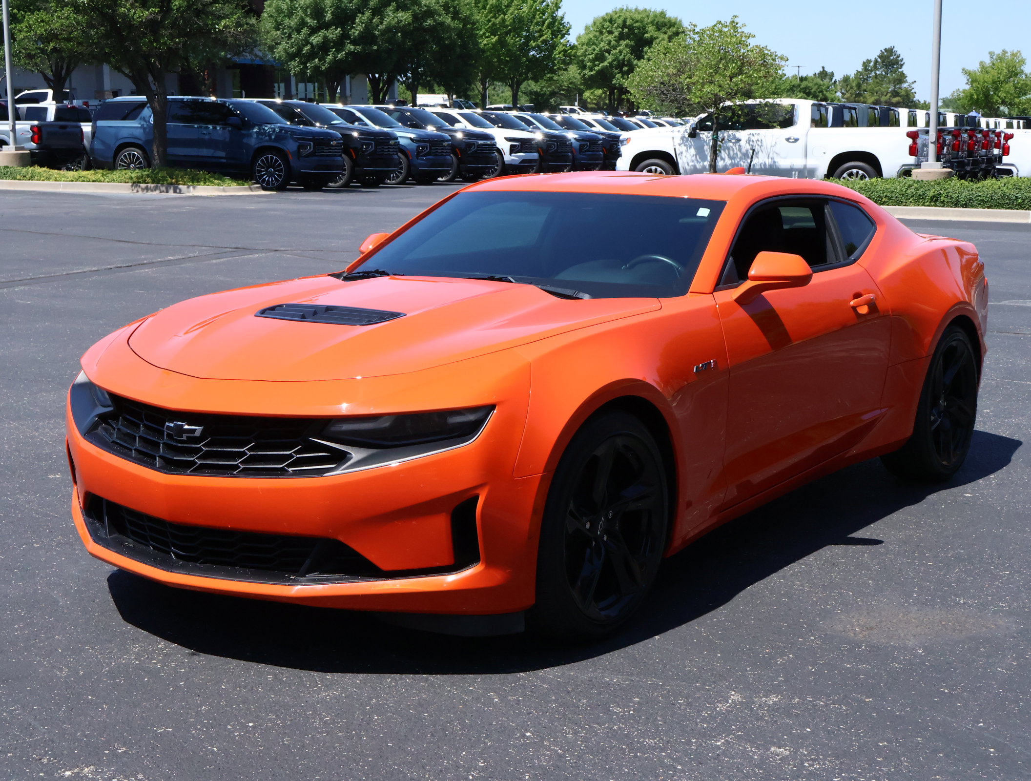 Used 2020 Chevrolet Camaro LT RWD image 24