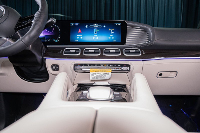New 2026 Mercedes-Benz GLS 580 4MATIC image 20