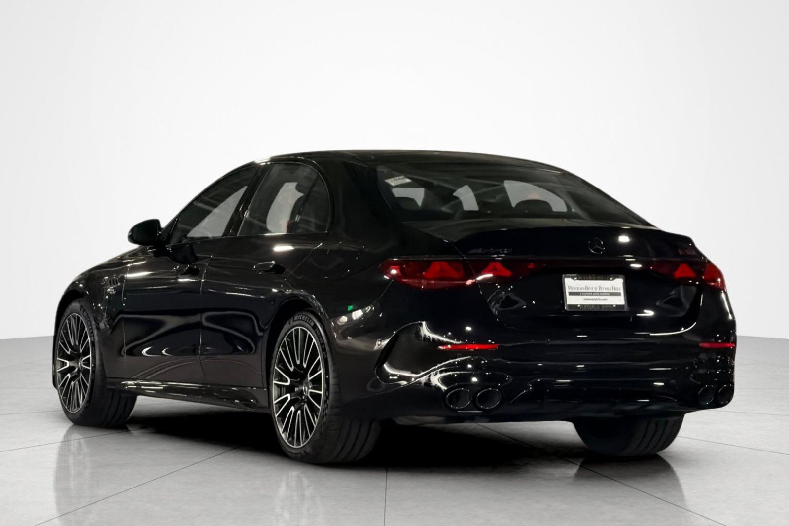 New 2027 Mercedes-Benz E 53 AMG e 4MATIC Sedan image 3
