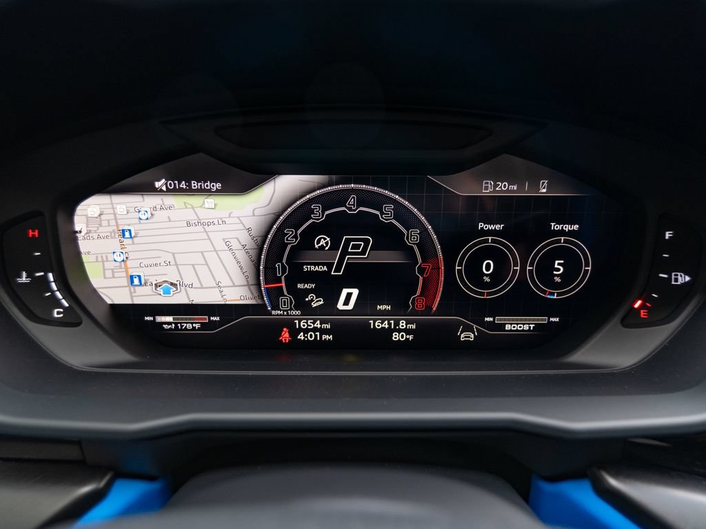 Used 2024 Lamborghini Urus S AWD/4WD image 9