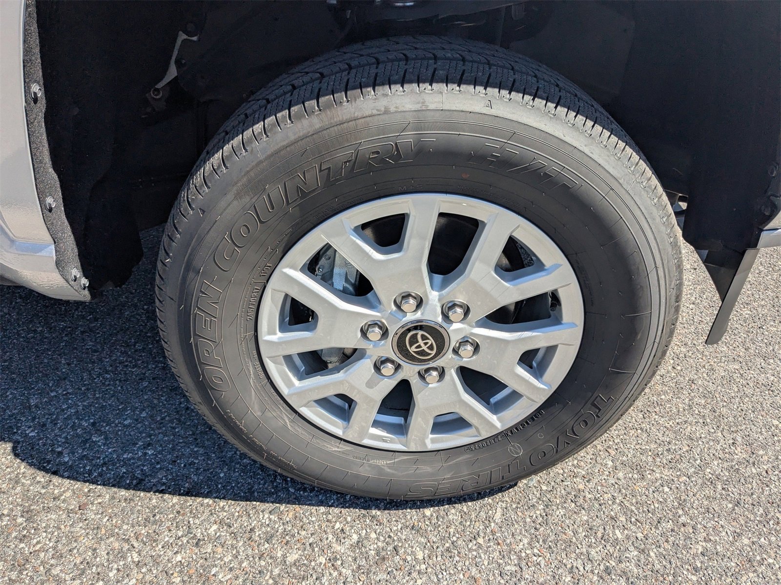 Used 2025 Toyota Tacoma SR image 11