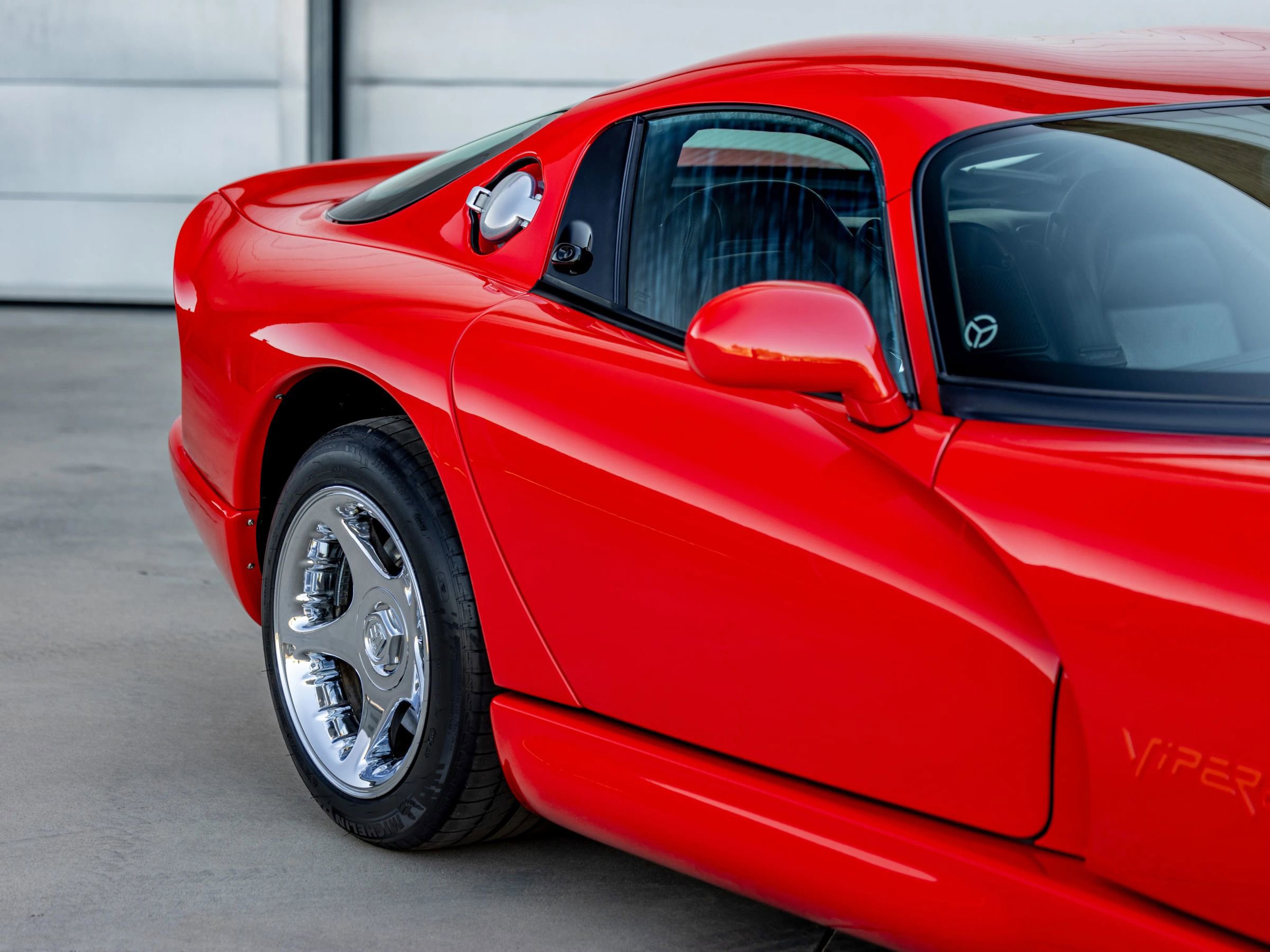 Used 1997 Dodge Viper GTS RWD image 39