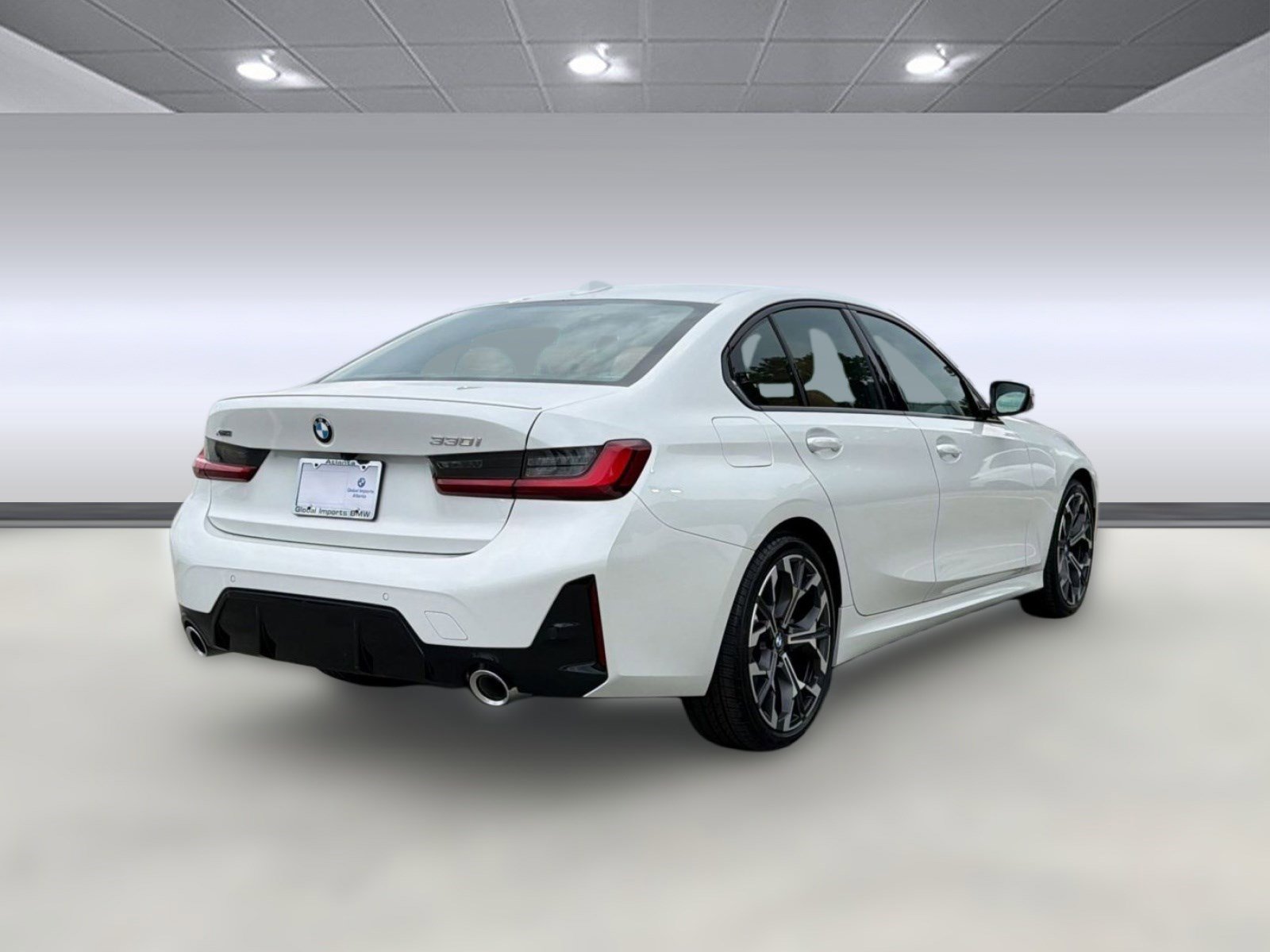 New 2026 BMW 330i xDrive Sedan w/ M Sport Package AWD/4WD image 9