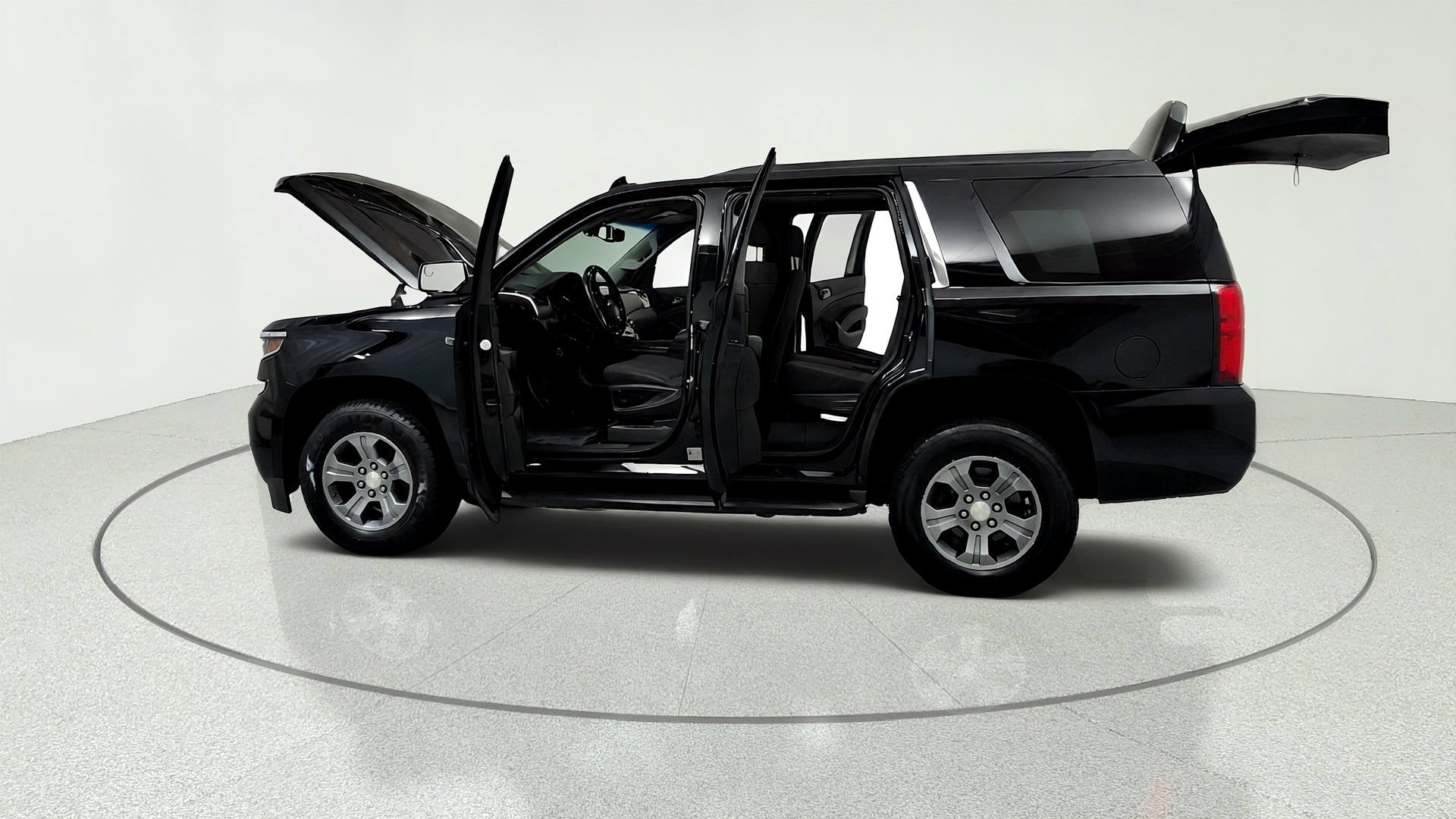 Used 2019 Chevrolet Tahoe LS AWD/4WD image 10