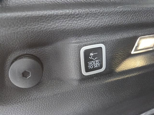 Used 2022 Jeep Grand Cherokee L Limited image 18