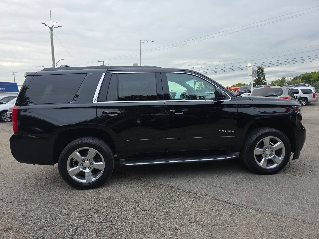 Used 2017 Chevrolet Tahoe LS w/ All-Season Package AWD/4WD image 7