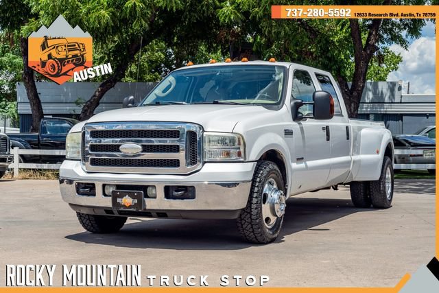Used 2005 Ford F350 Lariat RWD image 1
