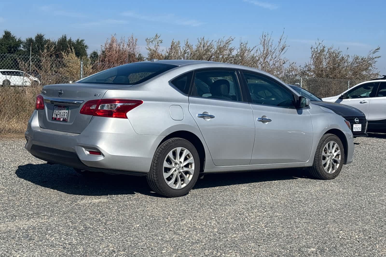 Used 2019 Nissan Sentra SV FWD image 2