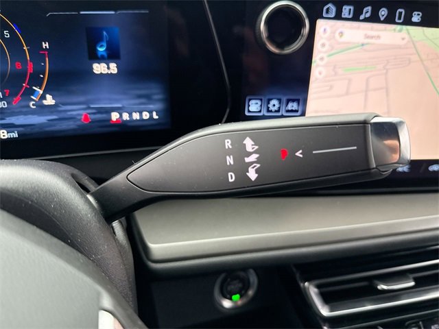 Used 2025 Chevrolet Traverse LT image 20