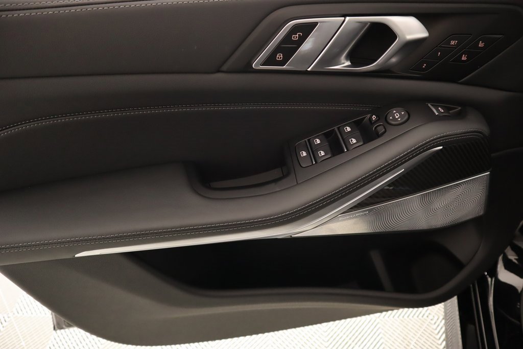 New 2026 BMW X5 M Competition w/ Executive Package image 17