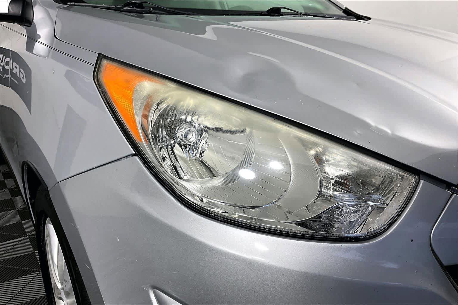 Used 2012 Hyundai Tucson Limited FWD image 25