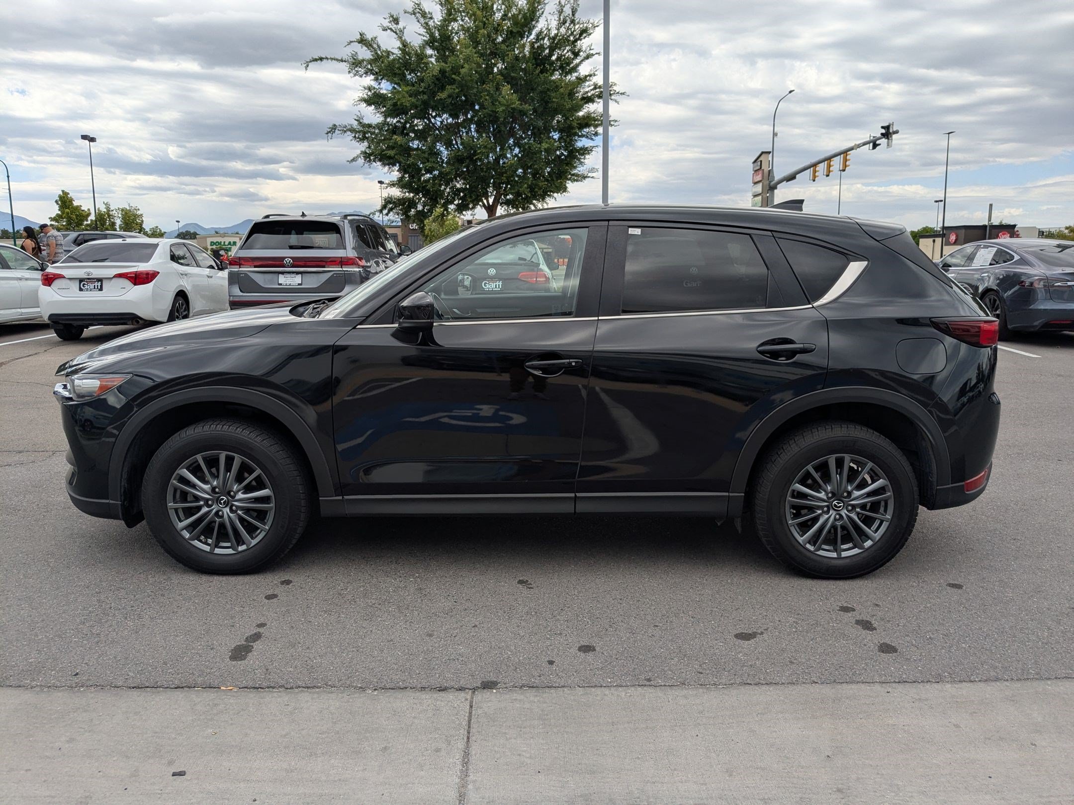 Used 2017 MAZDA CX-5 Touring w/ Preferred Equipment Package AWD/4WD image 9