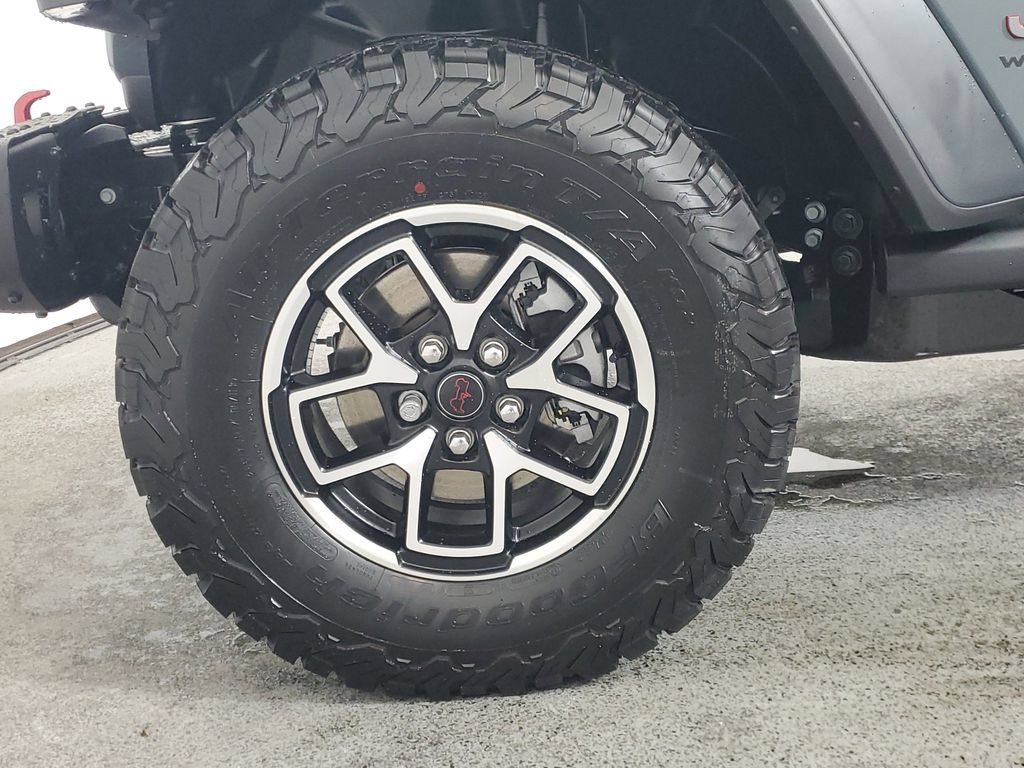 New 2026 Jeep Wrangler Unlimited Rubicon w/ Steel Bumper Group AWD/4WD image 8
