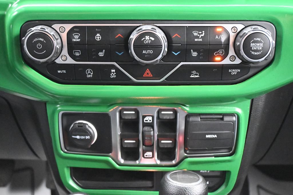 Used 2023 Jeep Gladiator Sport AWD/4WD image 18