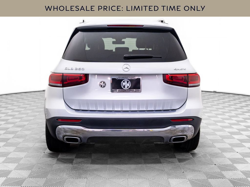 Used 2022 Mercedes-Benz GLB 250 4MATIC image 4