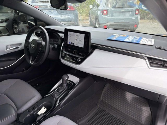 Certified 2024 Toyota Corolla SE image 17