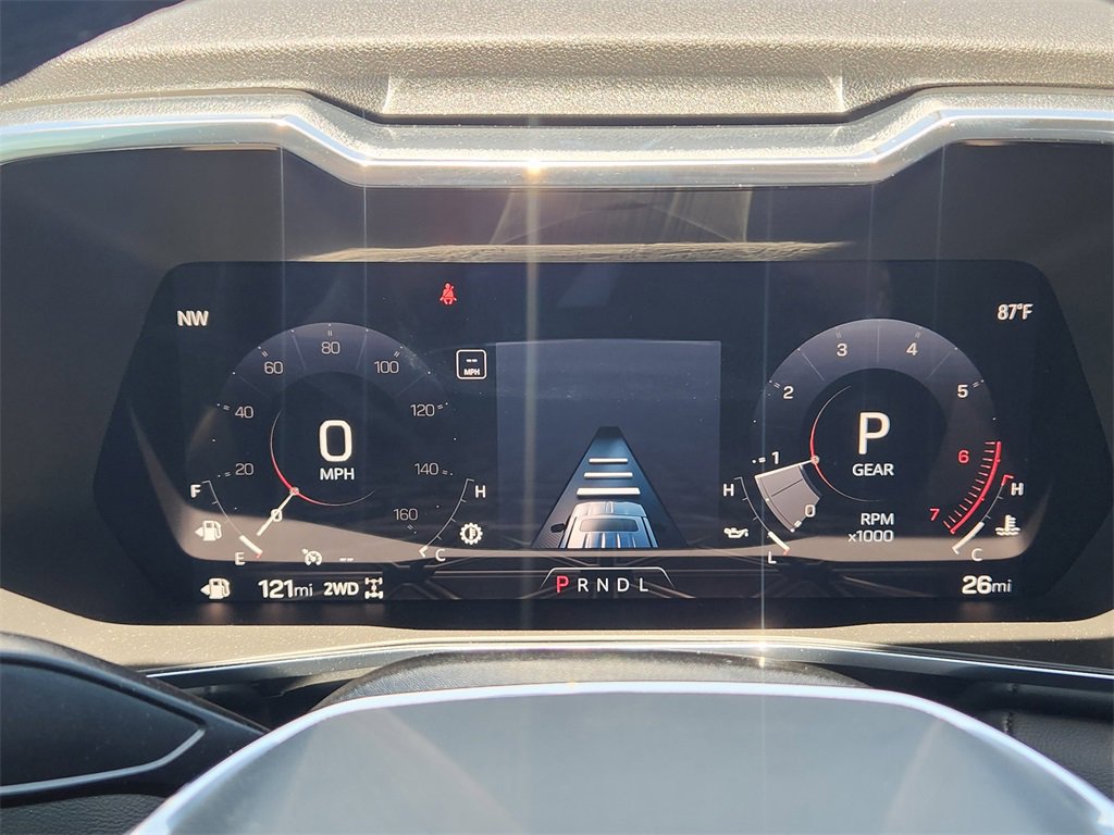 New 2025 GMC Canyon Elevation w/ Convenience Package image 10