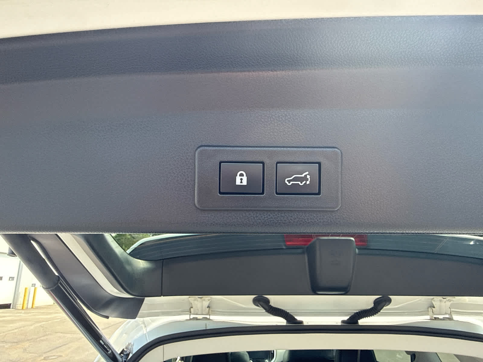 Used 2021 Subaru Ascent Touring w/ Popular Package #2 AWD/4WD image 18