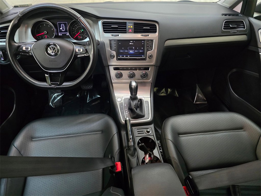 Used 2017 Volkswagen Golf Wolfsburg Edition image 18