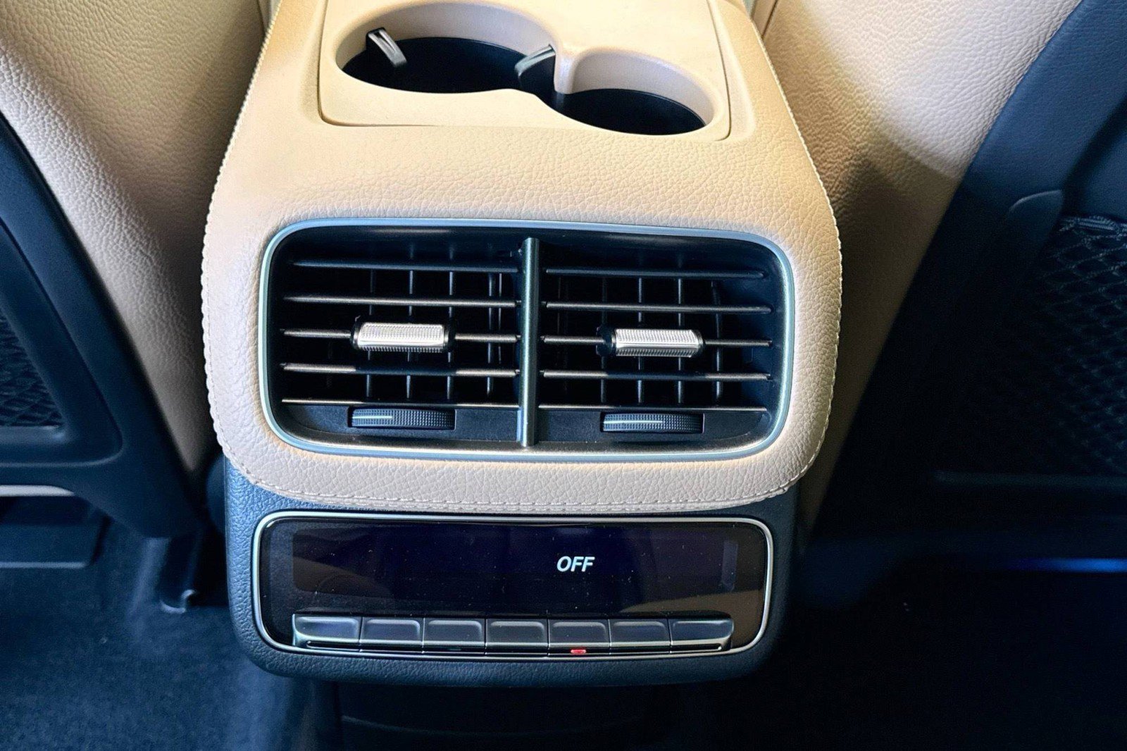 New 2026 Mercedes-Benz GLS 450 4MATIC image 23