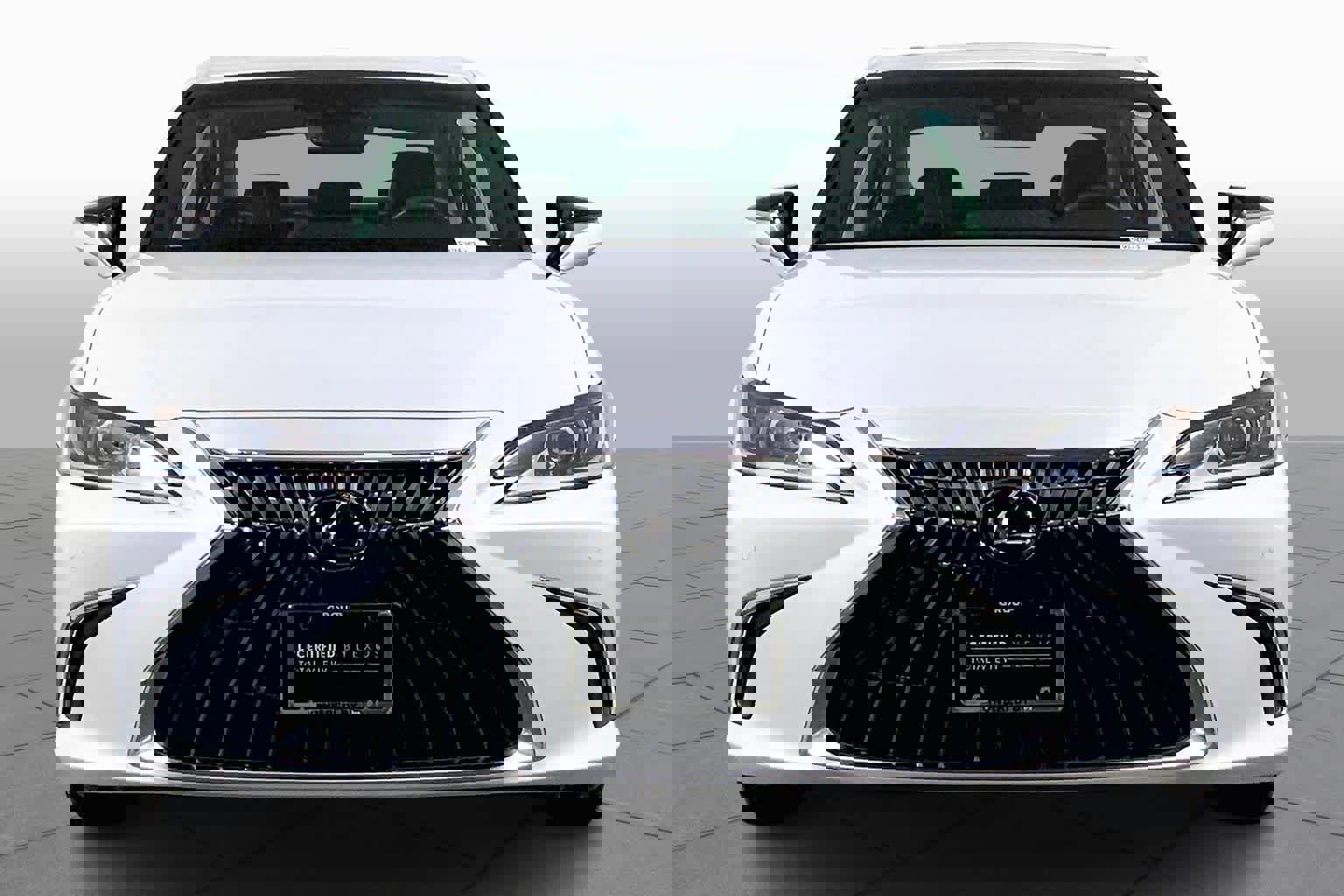 Certified 2023 Lexus ES 350 w/ Premium Package image 4