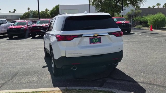 Used 2023 Chevrolet Traverse LT w/ LT Premium Package AWD/4WD image 7