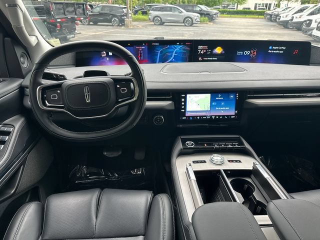 New 2026 Lincoln Navigator Reserve AWD/4WD image 23