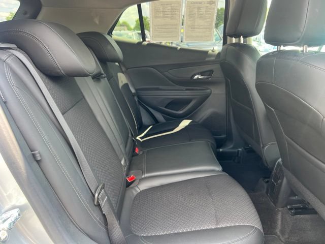 Used 2022 Buick Encore Preferred w/ Safety Package AWD/4WD image 15