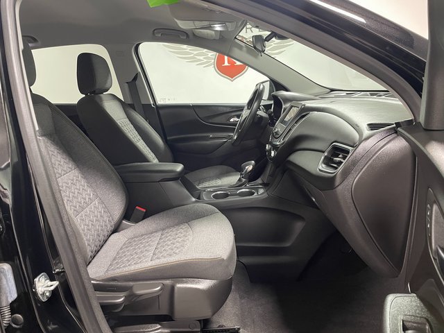 Used 2024 Chevrolet Equinox LT w/ LPO, Floor Liner Package AWD/4WD image 22
