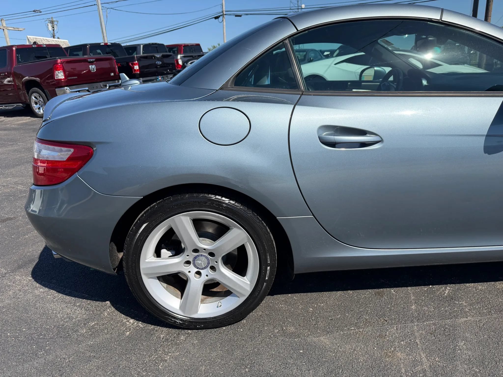 Used 2012 Mercedes-Benz SLK 250 w/ Premium I Pkg image 44