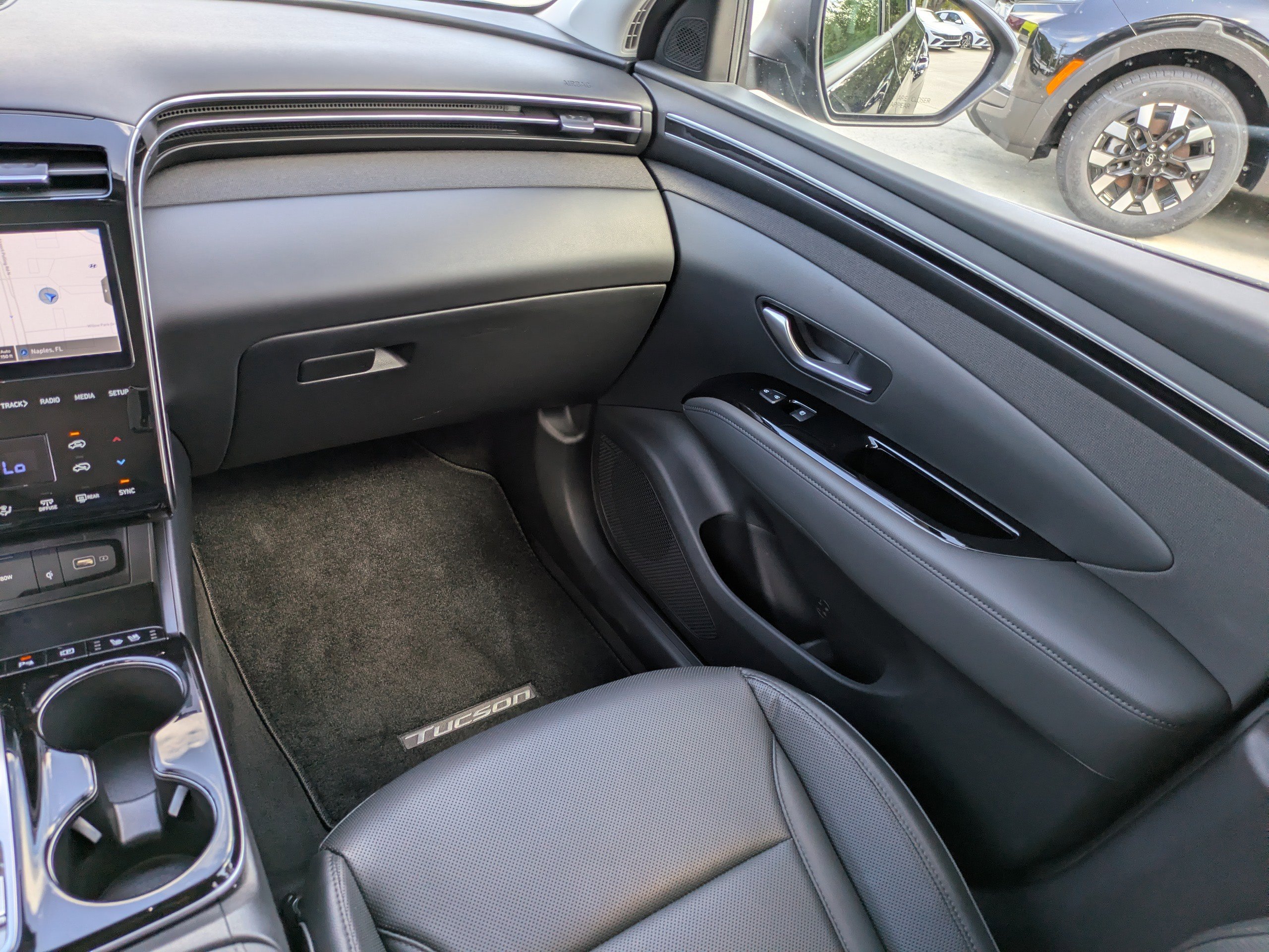 Certified 2024 Hyundai Tucson Limited image 13