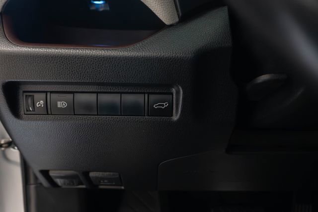 Used 2020 Toyota RAV4 Limited w/ All Weather Liner Package AWD/4WD image 23