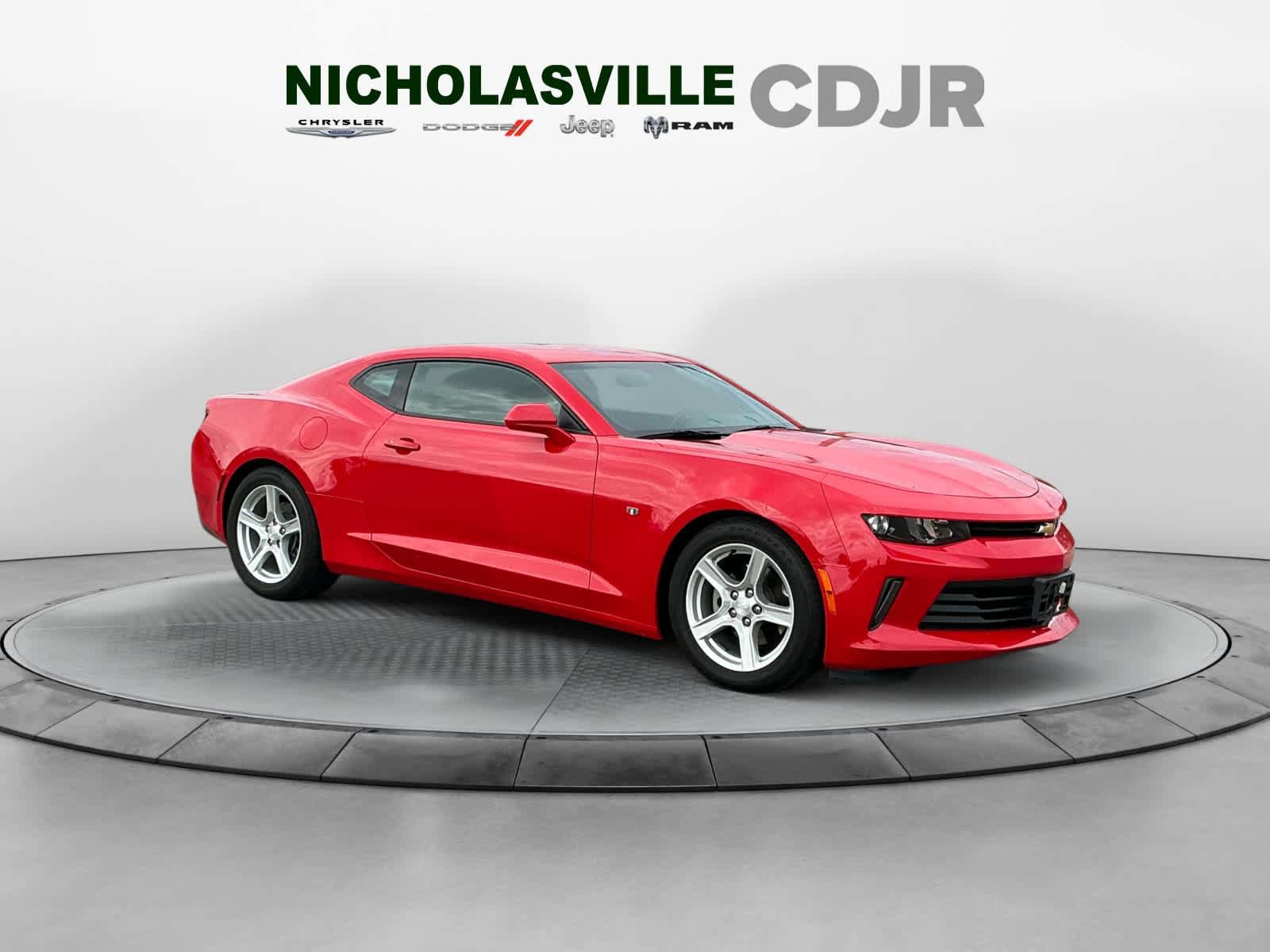 Used 2018 Chevrolet Camaro LS w/ Technology Package RWD image 7