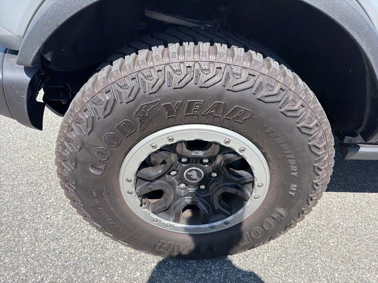 Used 2023 Ford Bronco Black Diamond w/ Sasquatch Package image 11