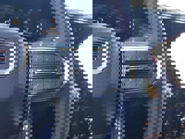 New 2025 GMC Acadia Elevation image 25