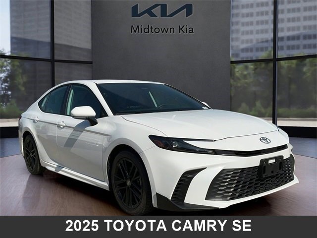 Used 2025 Toyota Camry SE