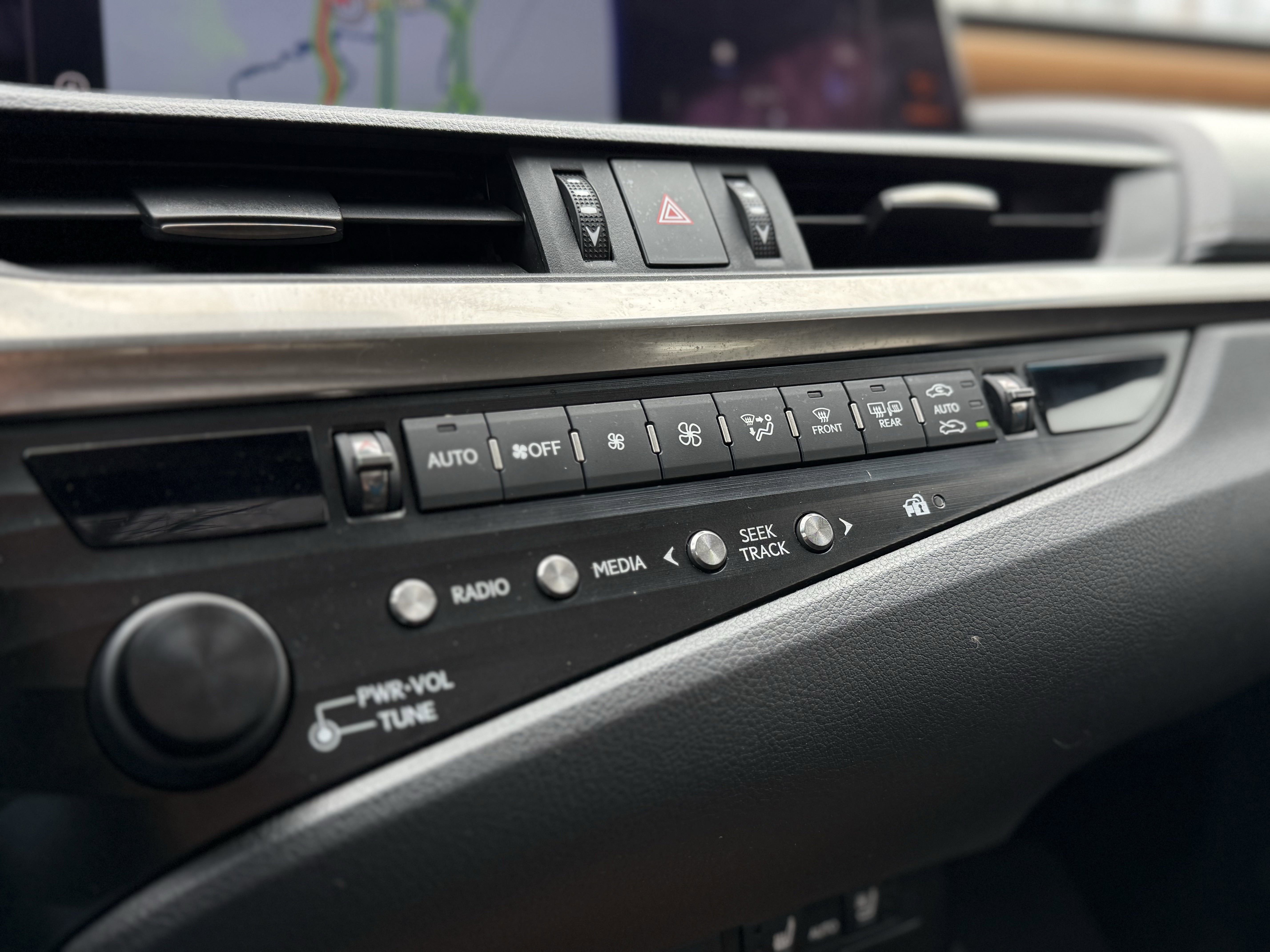 Used 2019 Lexus ES 350 Luxury image 21