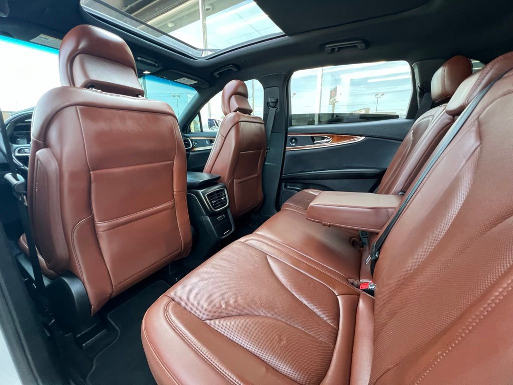 Used 2019 Lincoln Nautilus Reserve image 18