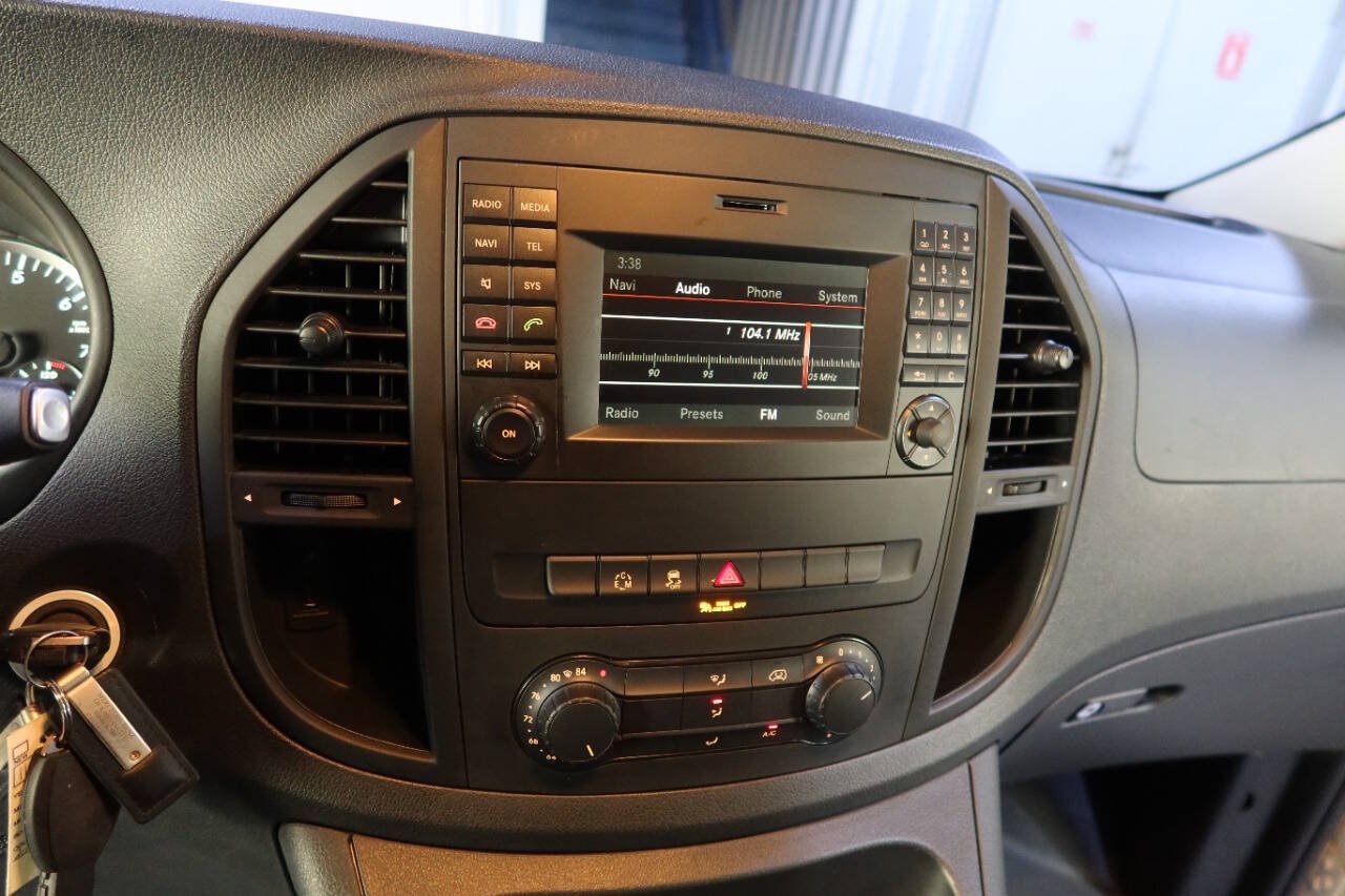 Used 2016 Mercedes-Benz Metris image 26